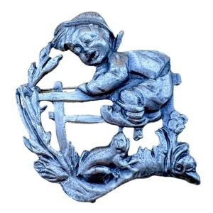 Vintage Silson Hummel Brooch